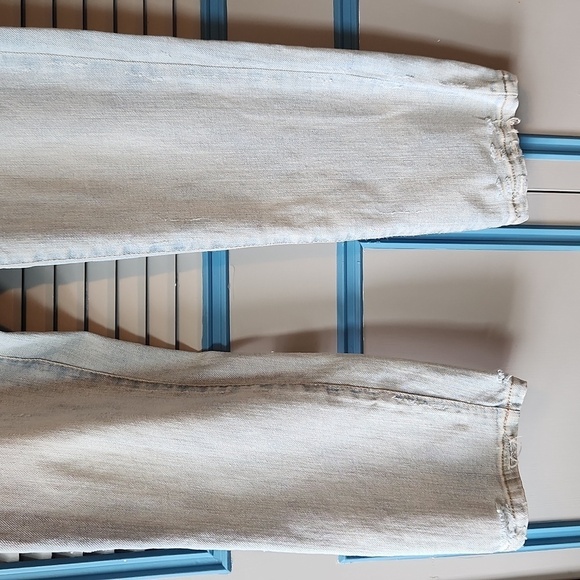 New York & Company Soho Jeans Super High Straight Cut - Picture 5 of 16